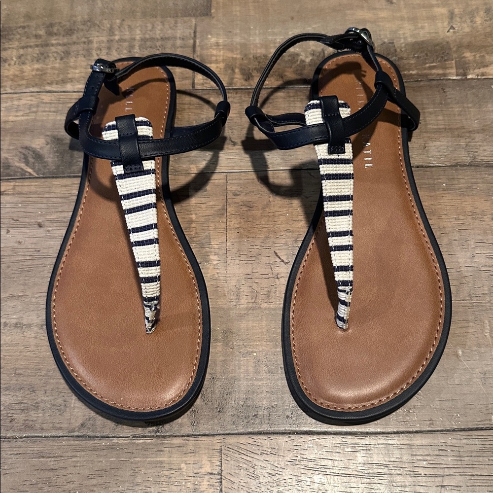NWOT, never worn, Kelly and Katie navy and cream stripe sandal, size 6M.